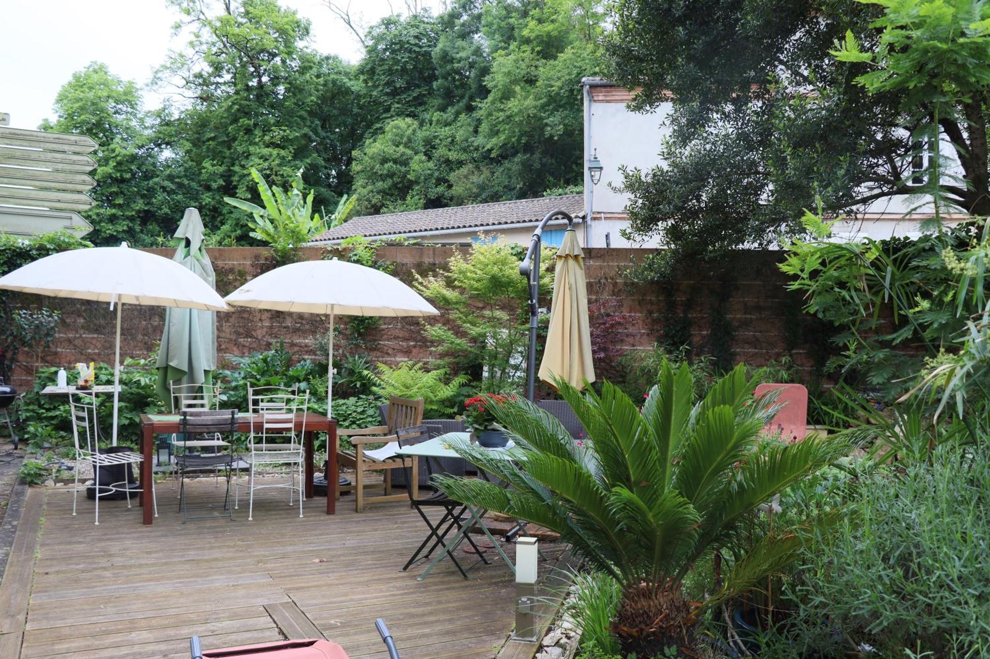 Au Jardin Bed and Breakfast Moissac Eksteriør billede